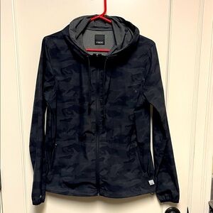 Vuori Outdoor Trainer Shell